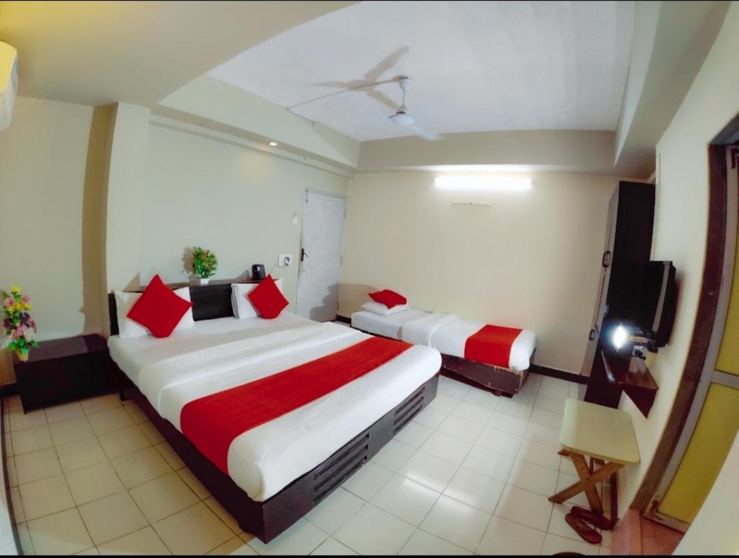 Hotel Harmony Dzsámnagar Kültér fotó