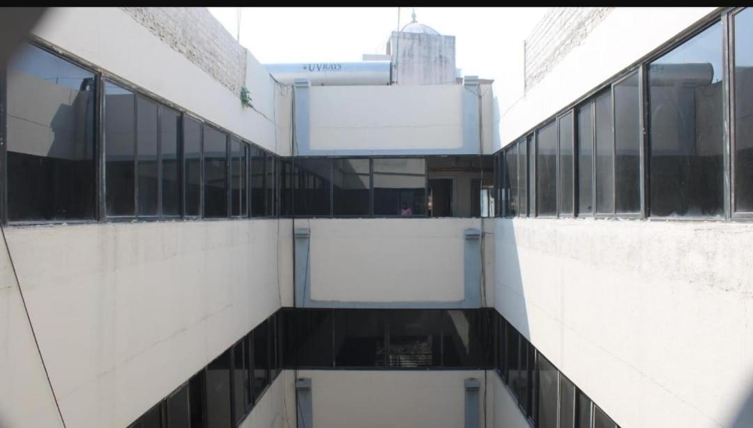 Hotel Harmony Dzsámnagar Kültér fotó